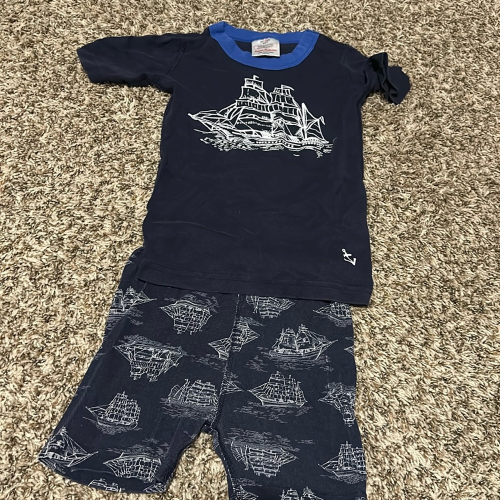Hanna Andersson 6/7 pirate ship pajamas